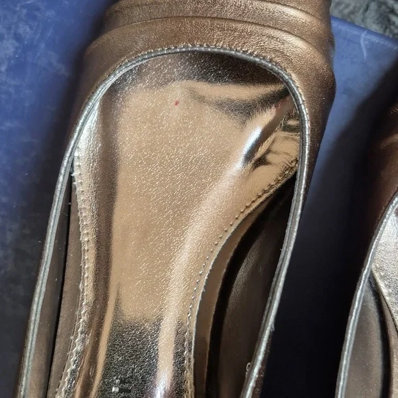 Pierre Michel Bronze Metallic Leather Peep Toe Wedges! Size 37! - Picture 6 of 15